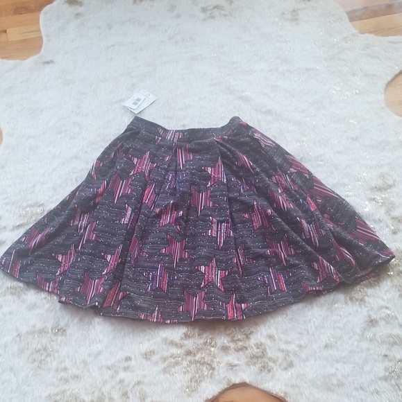 LuLaRoe Madison - Picture 6 of 12